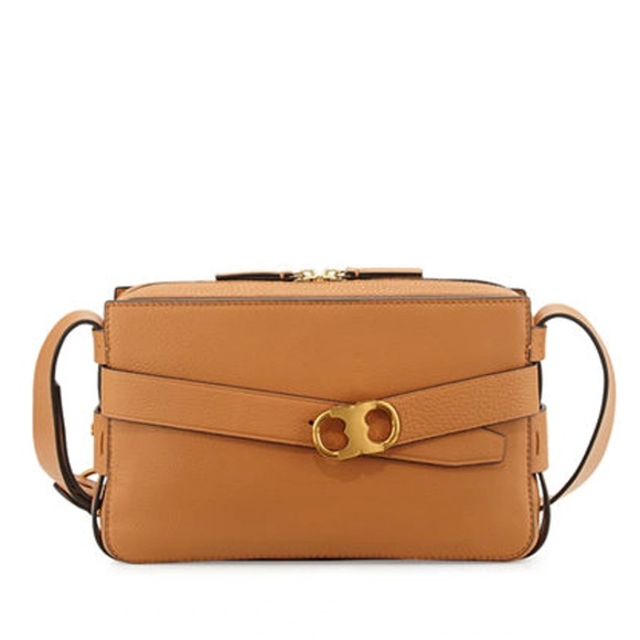 Tory Burch Handbags - Tory Burch Gemini Link Belted Peanut Brown Pebbled Leather Camera Crossbody Bag